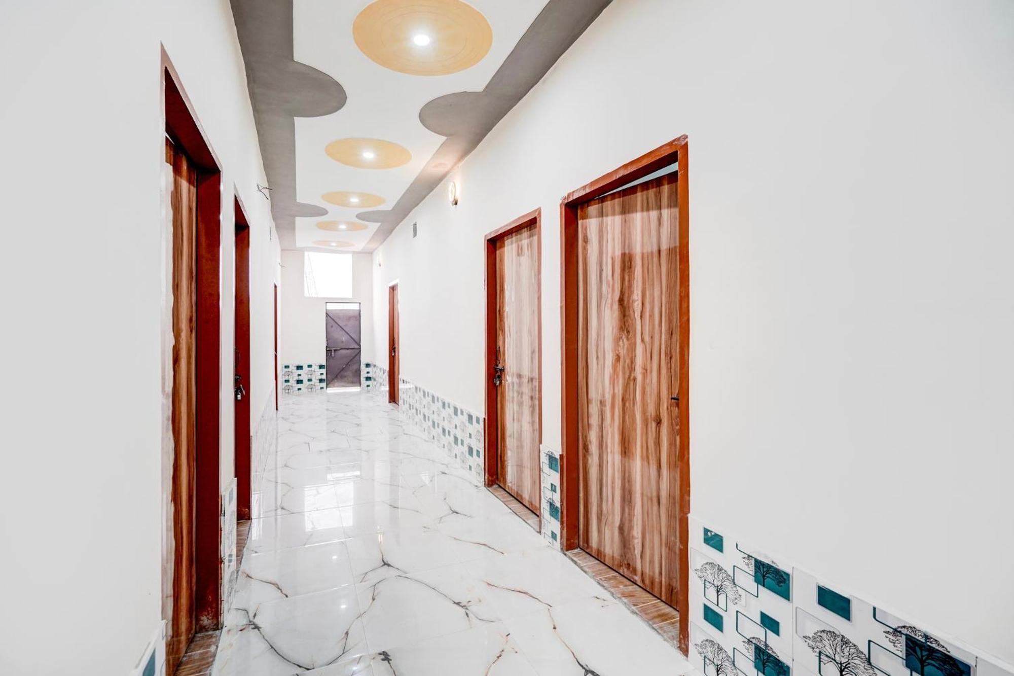 Hotel O Golden Bird Noida Exterior foto